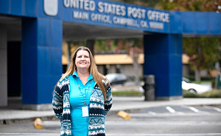 Holiday at the Post Office - California newsroom 