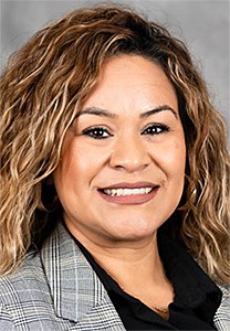 Carolina Medina, Encinitas Postmaster