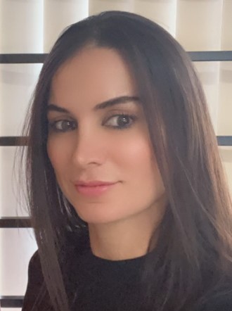 Badrea Maadarani, Anza Postmaster