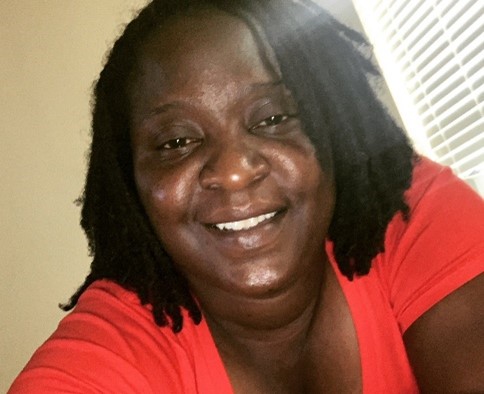 Na Torya Merritt, Vivian Postmaster