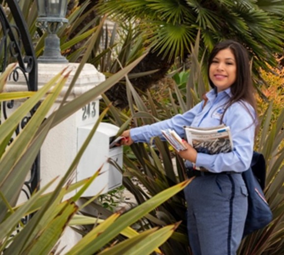 US Letter delivering magazines