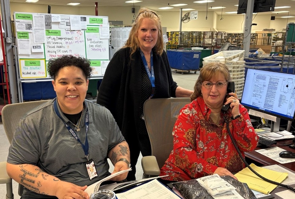 USPS hosts job fair