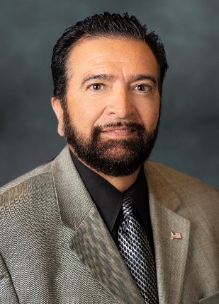 Eduardo H. Ruiz, Jr. Vice President, Retail and Delivery Operations—Western-Pacific Area